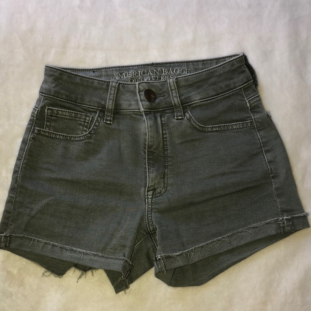 Size 00 Army Green American Eagle shorts